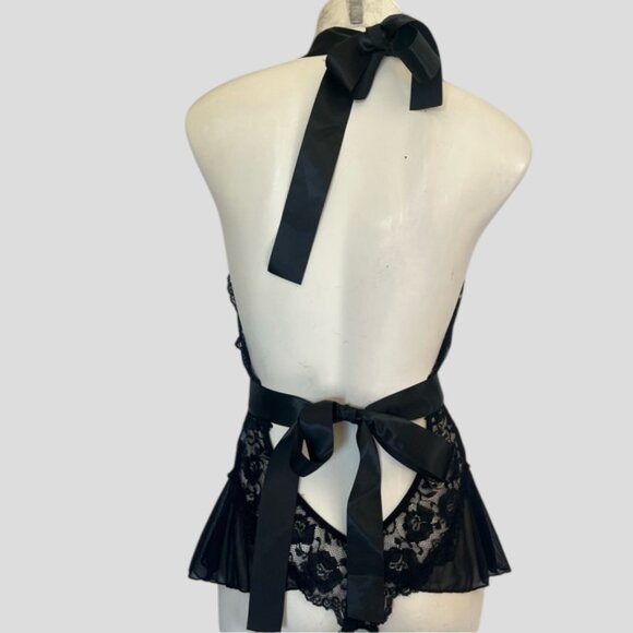 Avid Love Elegant Black Lace Halter Teddy - Picture 2 of 5
